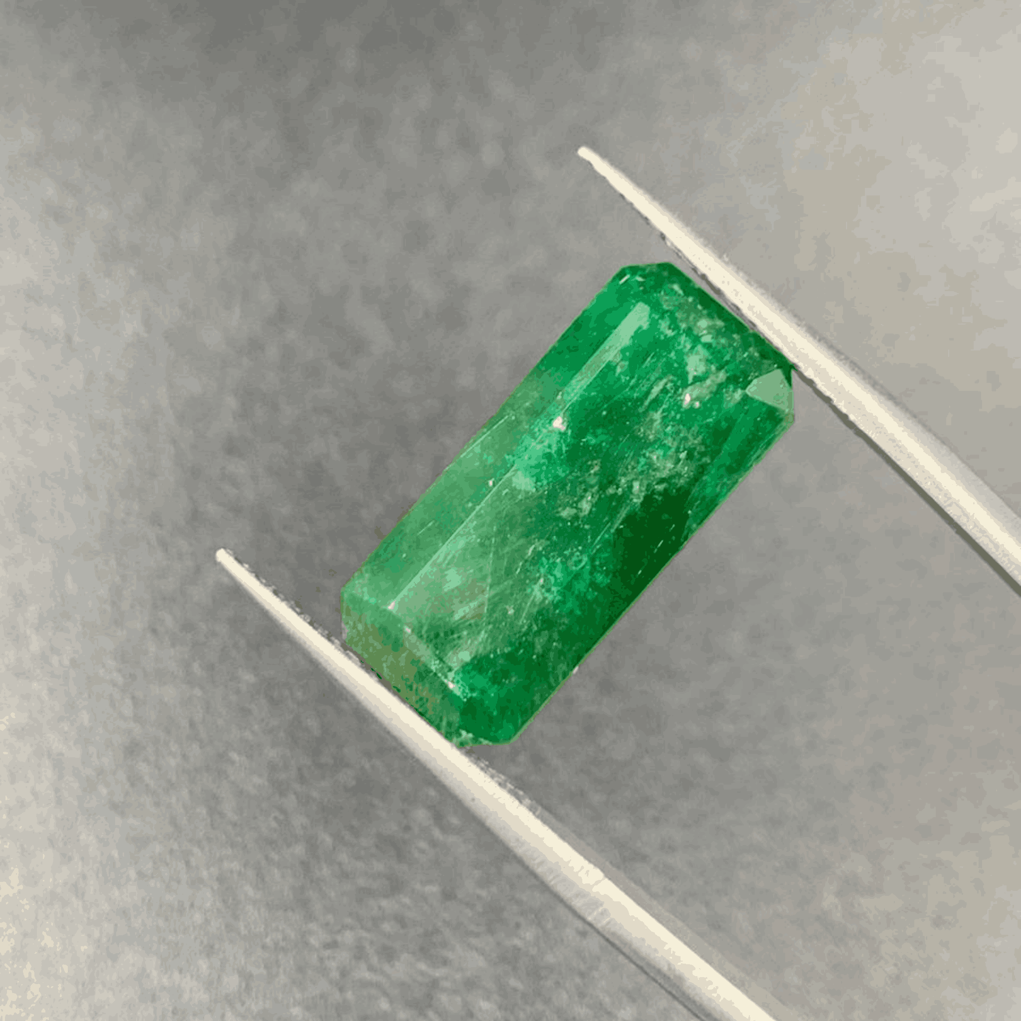 Exquisite 7-Carat Emerald | Untreated Swat Gemstone